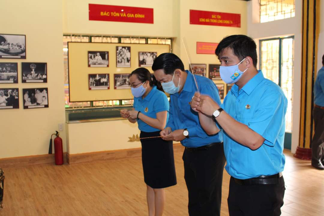 Ra mắt phim tư liệu về nhà tưởng niệm Bác Tôn