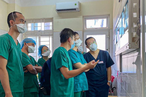 Chủ tịch Đà Nẵng gửi thư cảm ơn đội ngũ y tế hỗ trợ Đà Nẵng chống dịch Covid-19 - Ảnh 3.