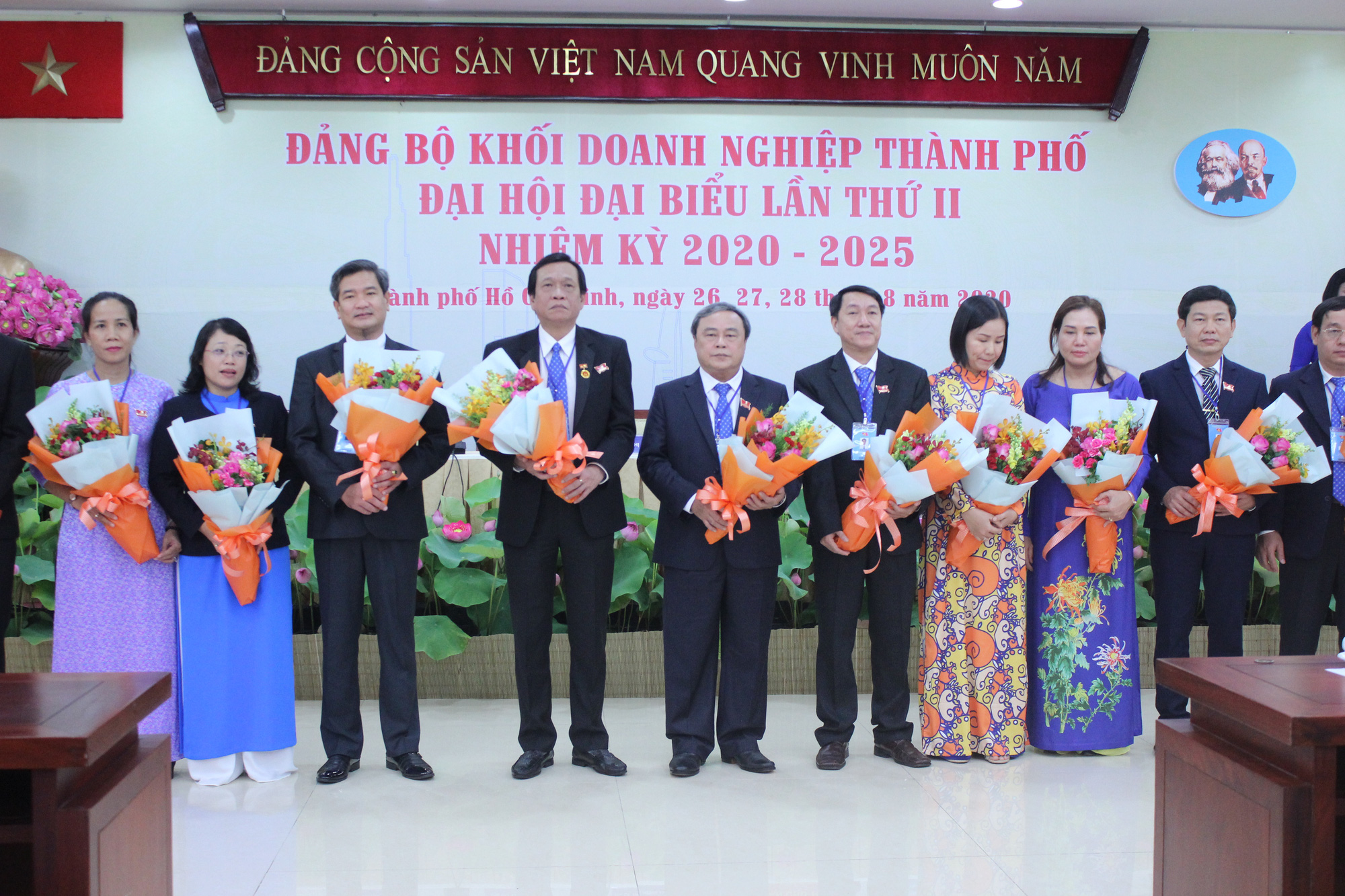 Bà Lê Thị Hồng Hậu tái đắc cử Bí thư Đảng ủy khối Doanh nghiệp TP HCM