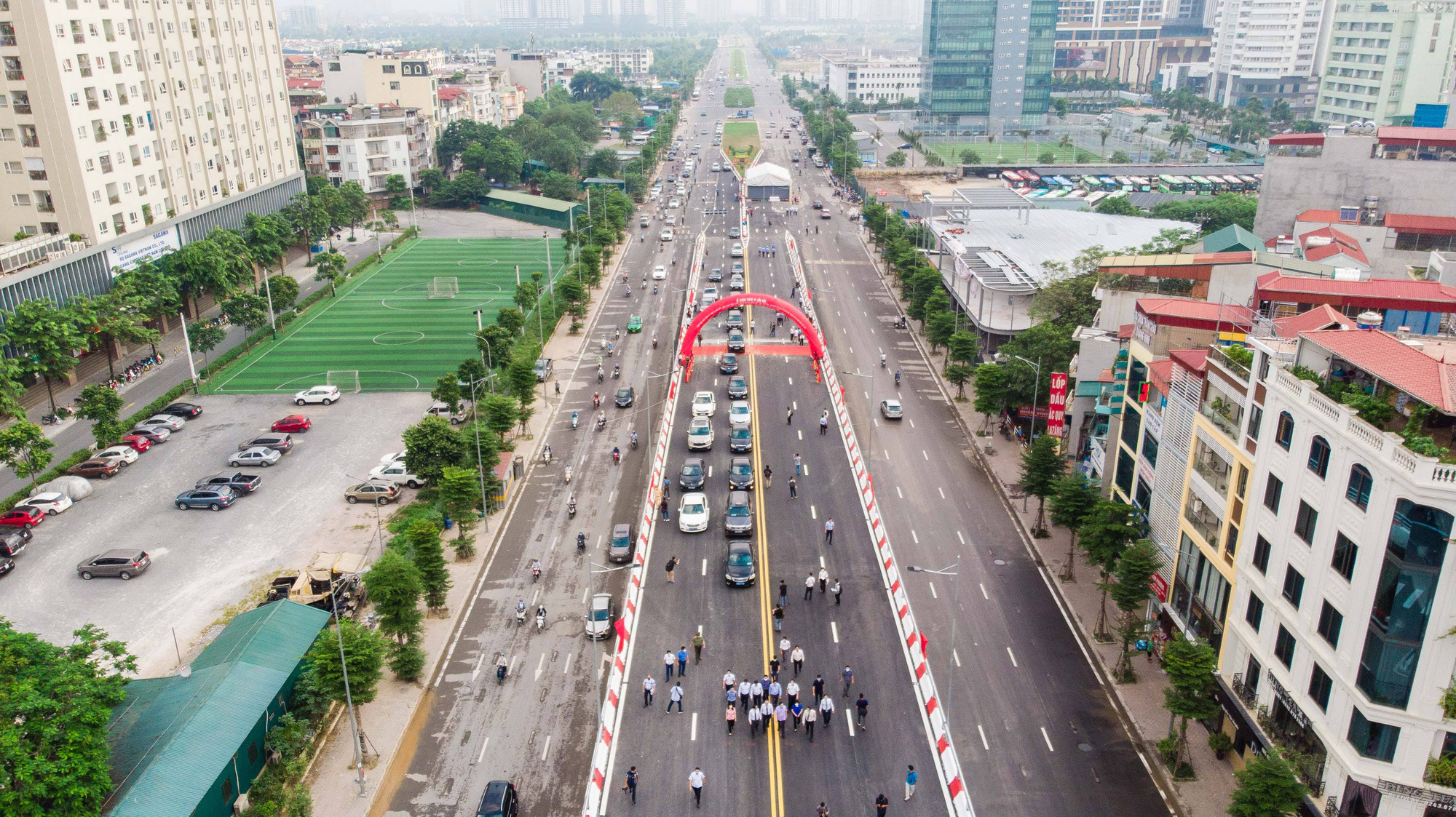 Cận cảnh cầu vượt hơn 500 tỉ đồng mới thông xe