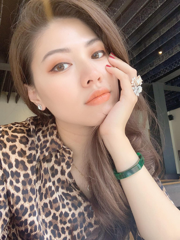 BTV Ngọc Trinh gây chú ý trước xác nhận lương ở VTV chỉ 20 triệu đồng của MC Thu Uyên