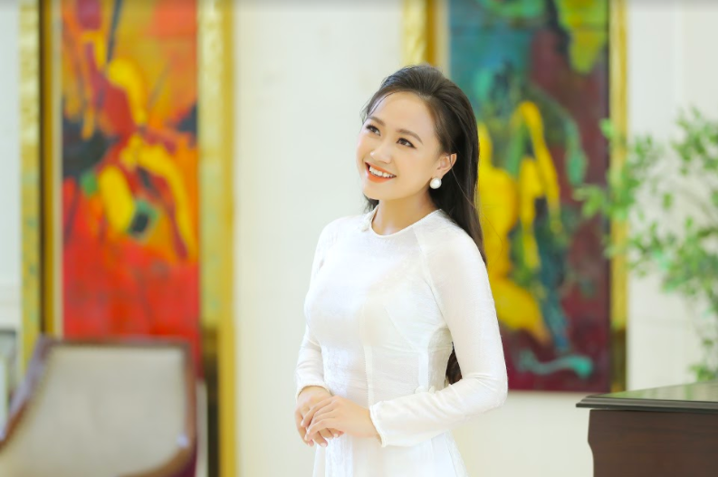 Ca sĩ Nguyễn Phương Thanh ra mắt dự án Hương sen dâng Người