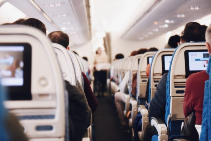 Đi máy bay có bị tái phát đột quỵ?