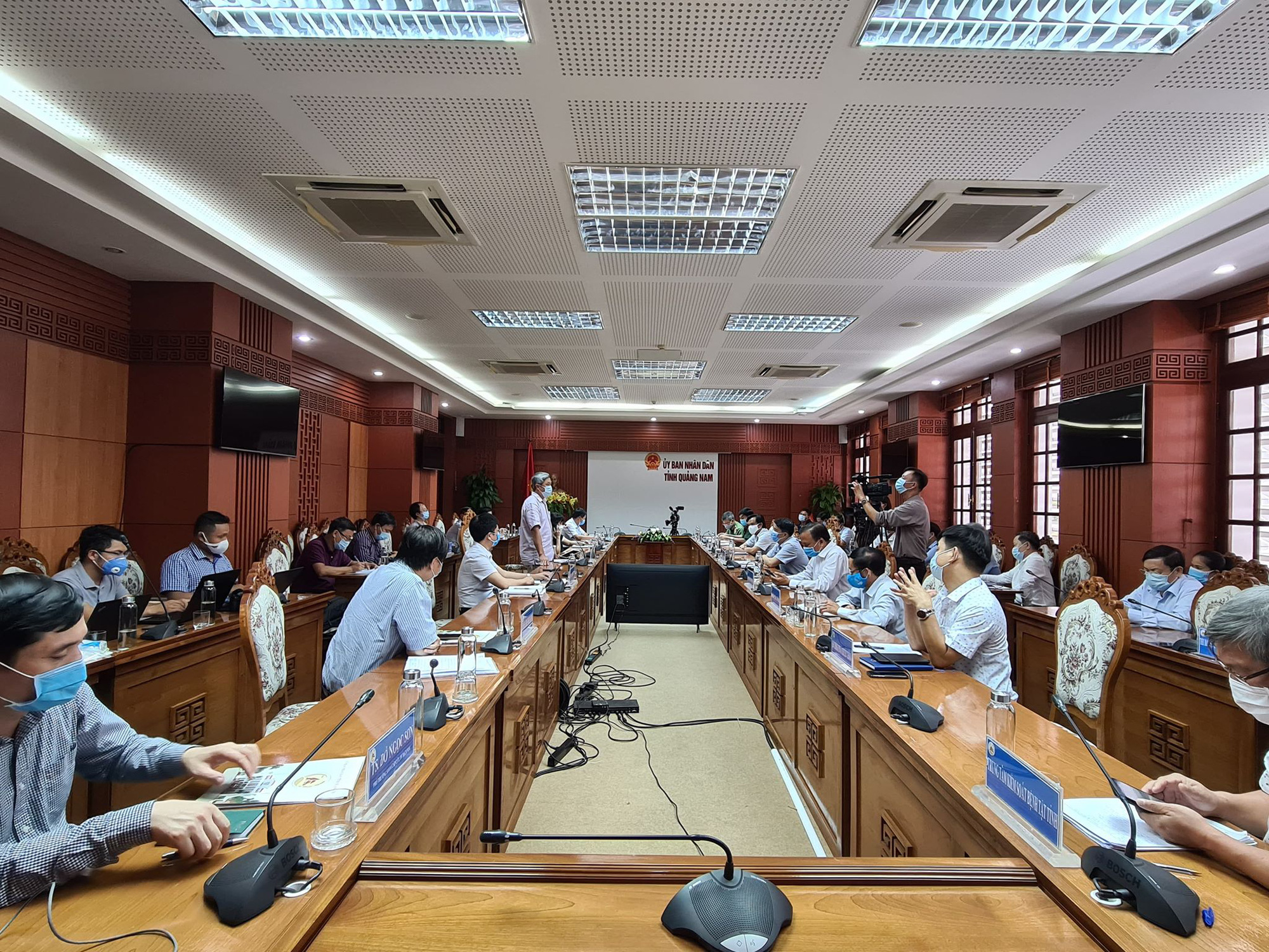 Quảng Nam phải c&aacute;ch ly trường hợp F1 đủ 14 ng&agrave;y mới được cho về nh&agrave; - Ảnh 1.