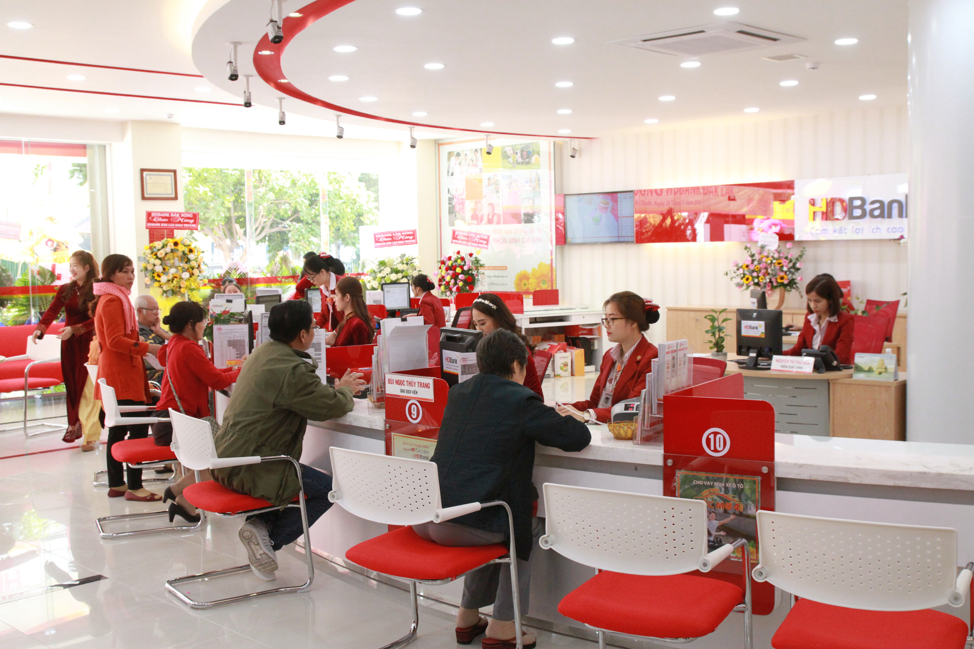 C&ugrave;ng kh&aacute;ch h&agrave;ng vượt đại dịch, HDBank duy tr&igrave; tăng trưởng cao v&agrave; bền vững, kiểm so&aacute;t nợ xấu dưới 1,1% - Ảnh 2.