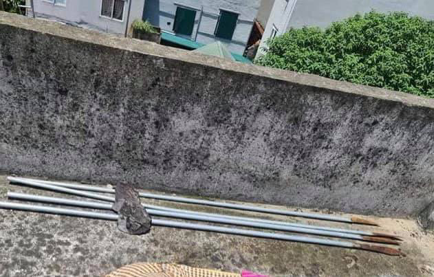 Dùng dao phóng lợn tấn công công an để giải cứu đồng bọn - Ảnh 2.