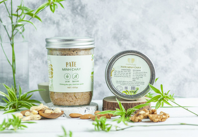 Bệnh viện Chợ Rẫy tiếp nhận nhiều người ngộ độc sau ăn pate Minh Chay