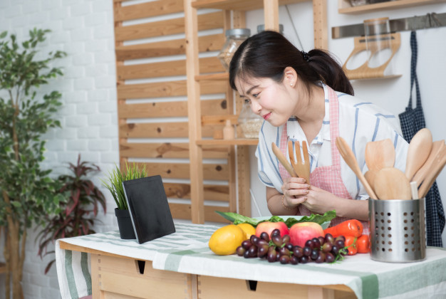 &ldquo;Từ trường&rdquo; của đ&agrave;n b&agrave; - Ảnh 2.