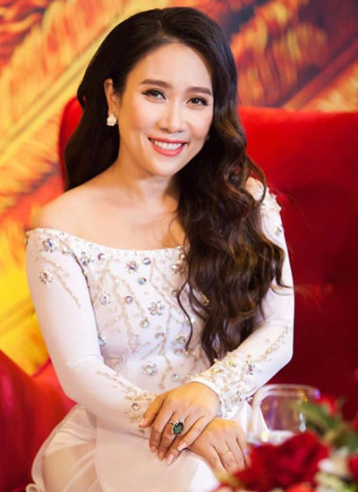 Ca sĩ Tạ Minh T&acirc;m, V&acirc;n Kh&aacute;nh chờ đ&oacute;n chương tr&igrave;nh Tổ quốc t&ocirc;i chưa đẹp thế bao giờ - Ảnh 2.