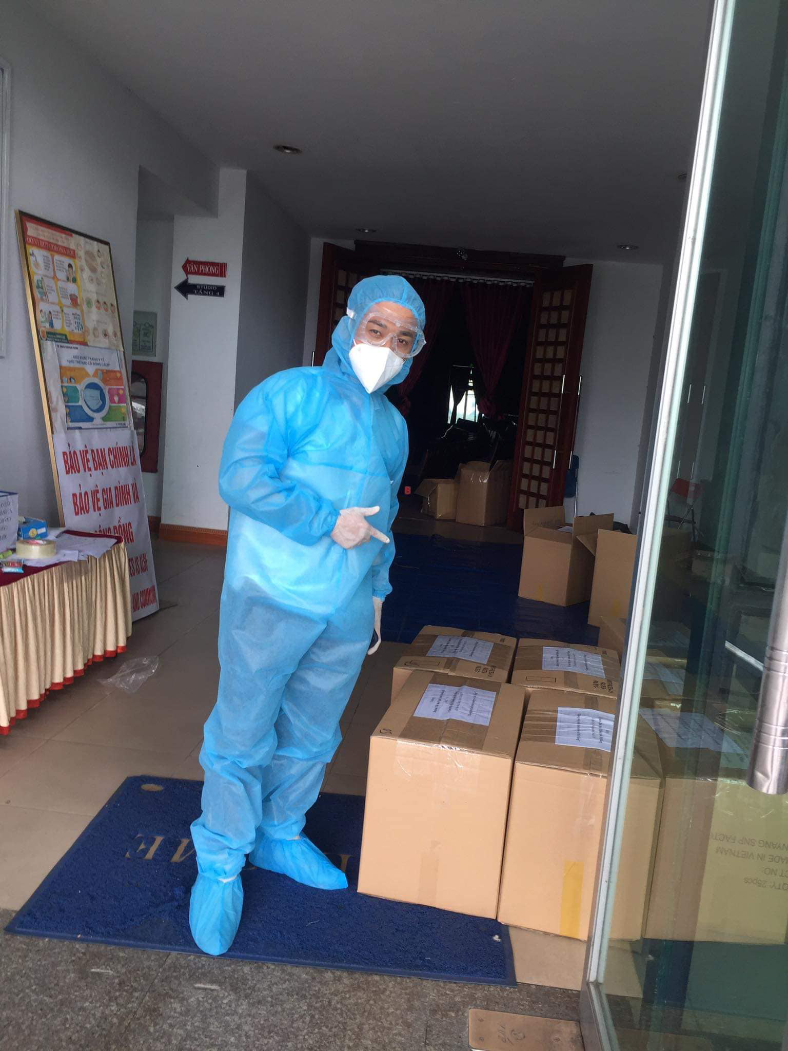 Hồ Ngọc Hà, hoa hậu Tiểu Vy, Hhen Niê hỗ trợ Đà Nẵng chống Covid-19 - Ảnh 7.