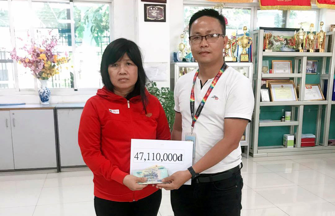 Đồng Nai: Tặng bảo hiểm ung thư cho công nhân