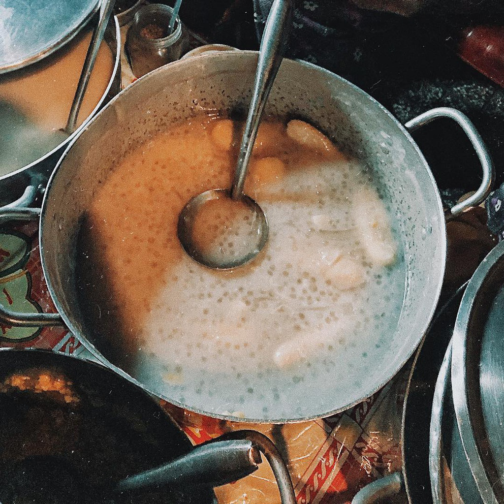 4 m&oacute;n ăn khuya h&uacute;t kh&aacute;ch v&agrave;o ng&agrave;y mưa ở TP HCM - Ảnh 7.