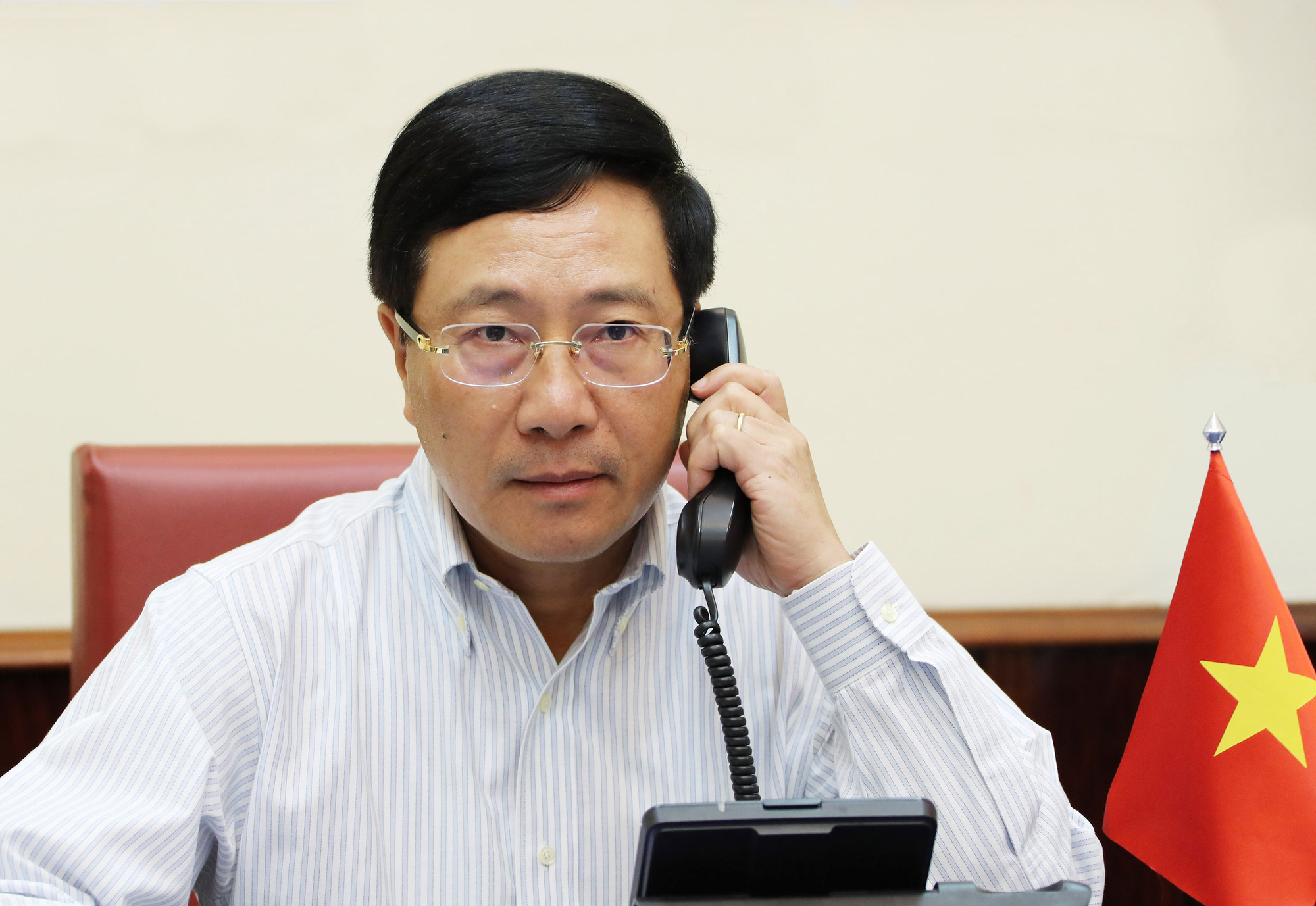 Phó Thủ tướng, Bộ trưởng Ngoại giao Phạm Bình Minh Điện đàm với Ngoại trưởng Mỹ
