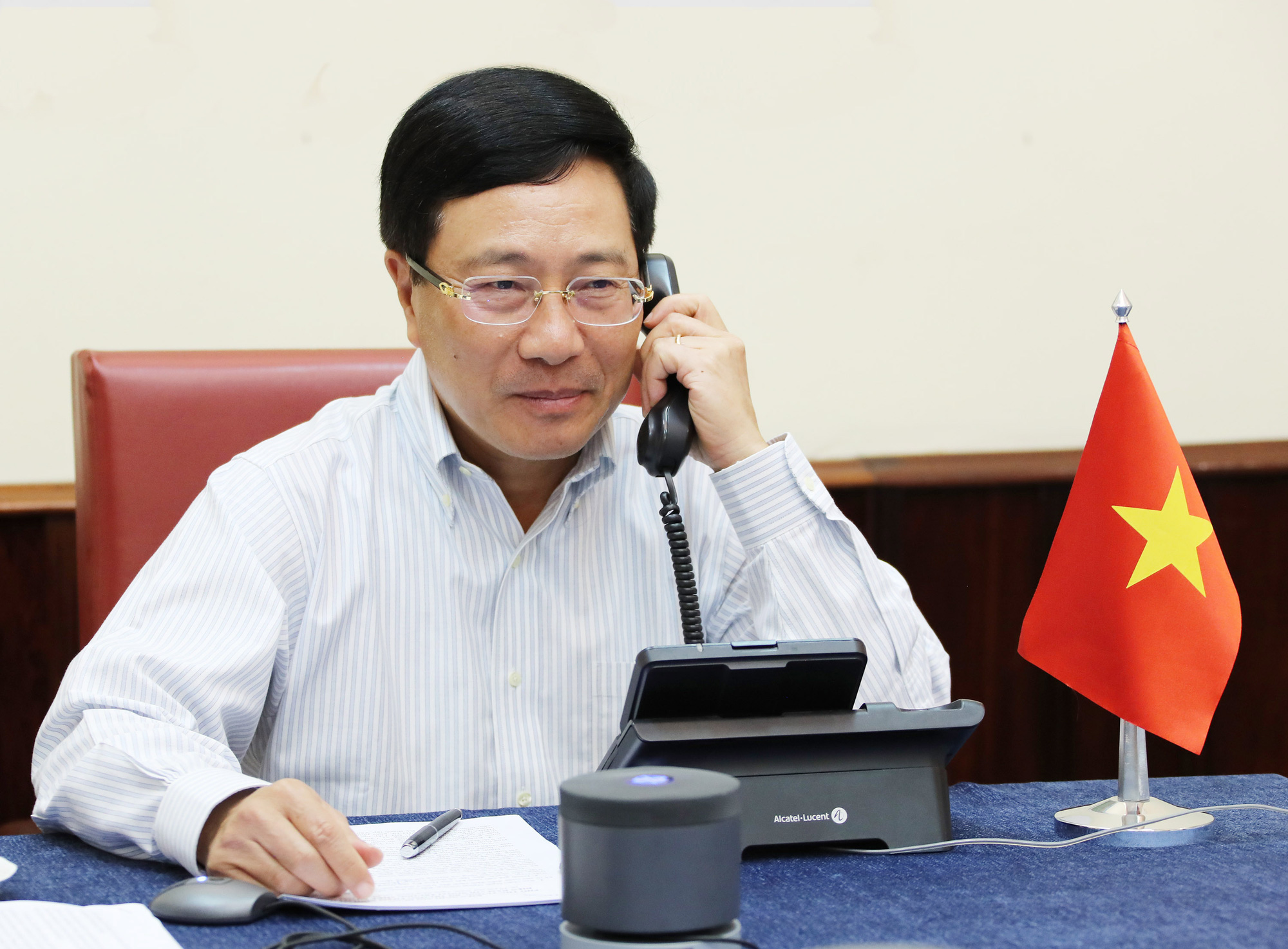 Phó Thủ tướng, Bộ trưởng Ngoại giao Phạm Bình Minh Điện đàm với Ngoại trưởng Mỹ - Ảnh 1.