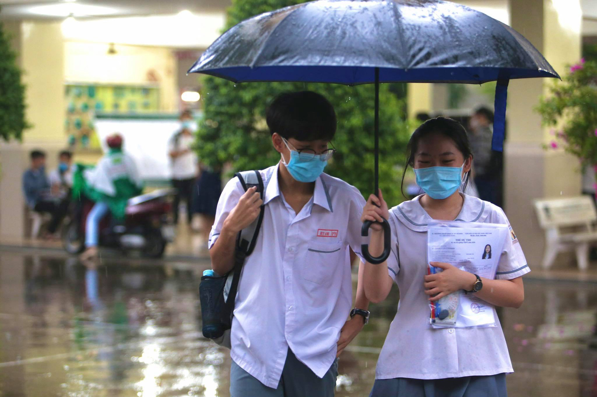 Thi tốt nghiệp THPT 2020: Gợi &yacute; giải đề thi m&ocirc;n To&aacute;n - Ảnh 2.