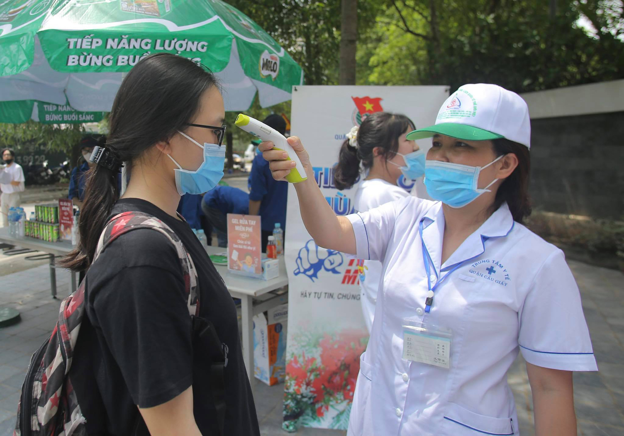 Thi tốt nghiệp THPT: Th&iacute; sinh chiều 9-8 thi m&ocirc;n to&aacute;n - Ảnh 3.