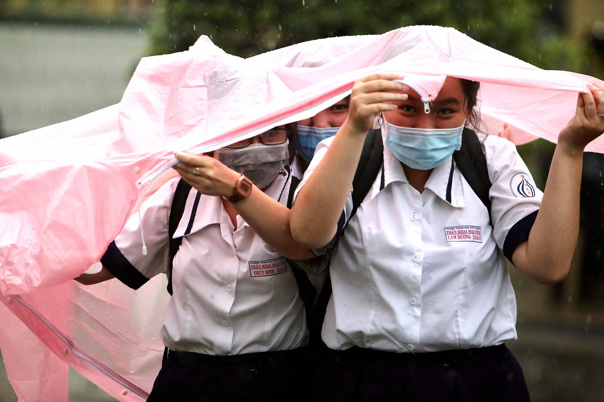 Thi tốt nghiệp THPT 2020: Gợi &yacute; giải đề thi m&ocirc;n To&aacute;n - Ảnh 3.
