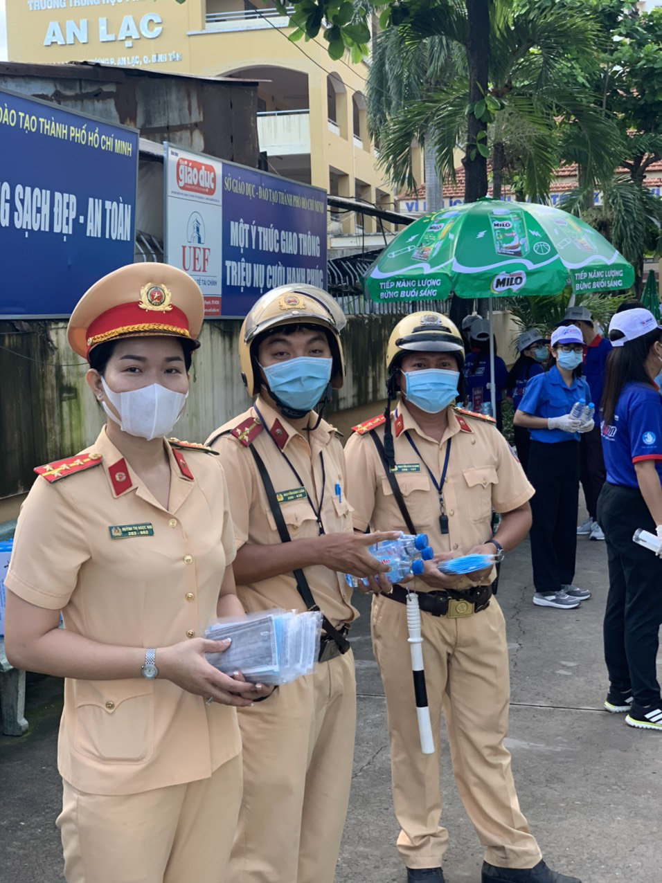 Phòng CSGT ra quân đồng hành cùng thí sinh thi THPT tại TP HCM - Ảnh 8.