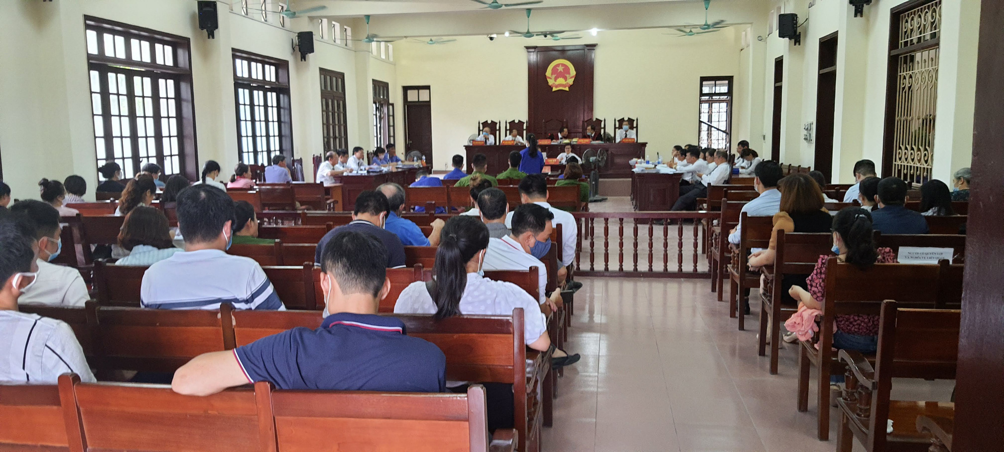 Cựu gi&aacute;m đốc OceanBank Chi nh&aacute;nh Hải Ph&ograve;ng bị đề nghị &aacute;n tử h&igrave;nh - Ảnh 2.