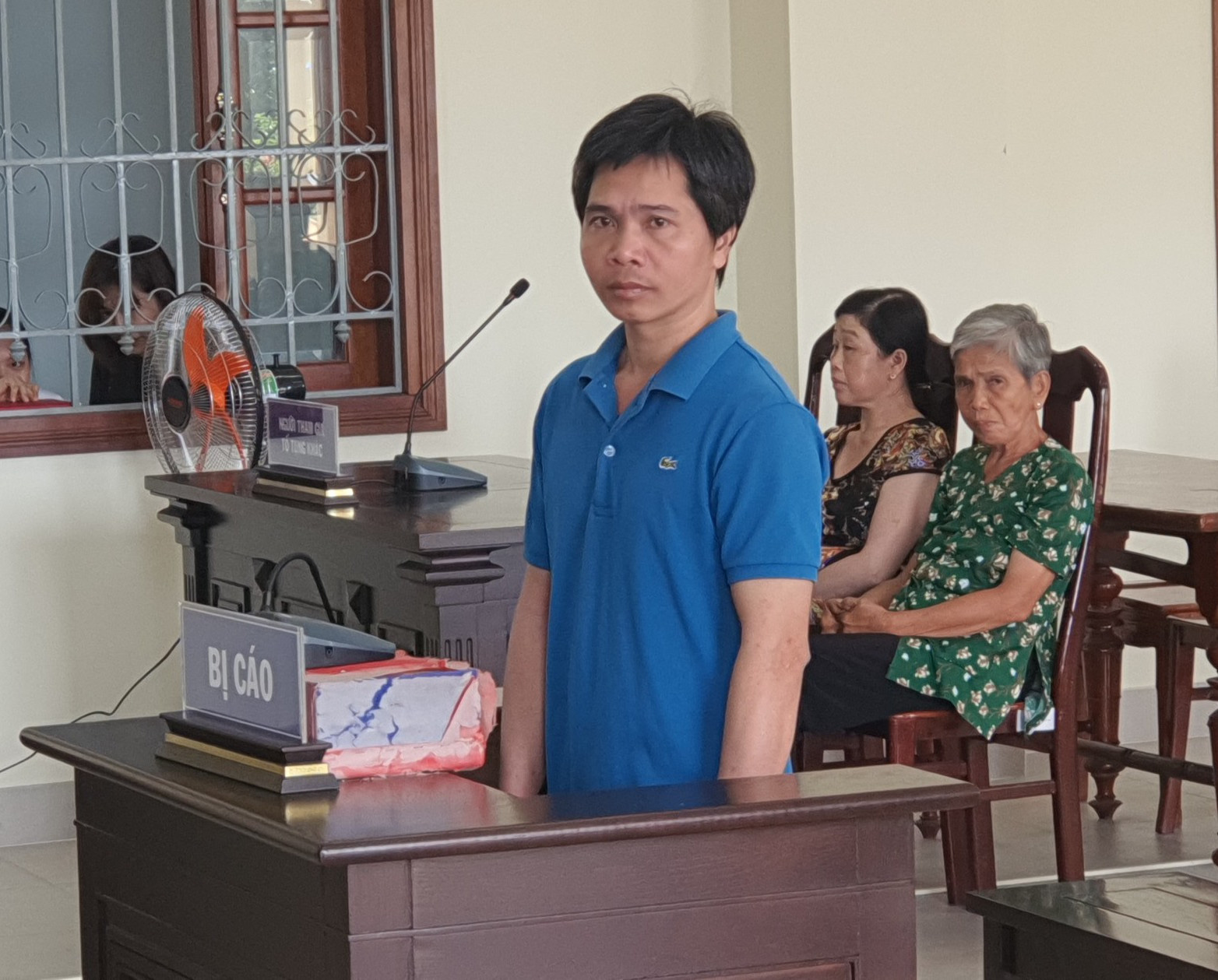 Chồng su&yacute;t chết ch&aacute;y v&igrave; vợ kh&ocirc;ng trả tiền nh&acirc;n t&igrave;nh - Ảnh 1.