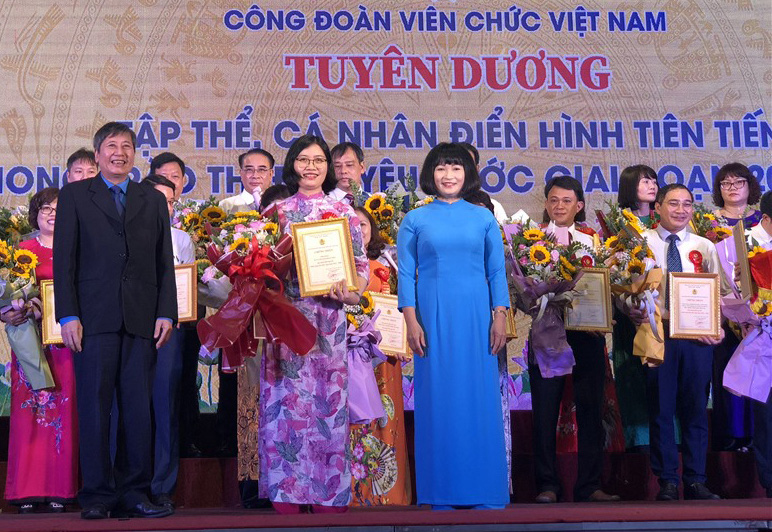 Công đoàn viên chức Việt Nam: Tôn vinh 123 tập thể, cá nhân điển hình tiên tiến