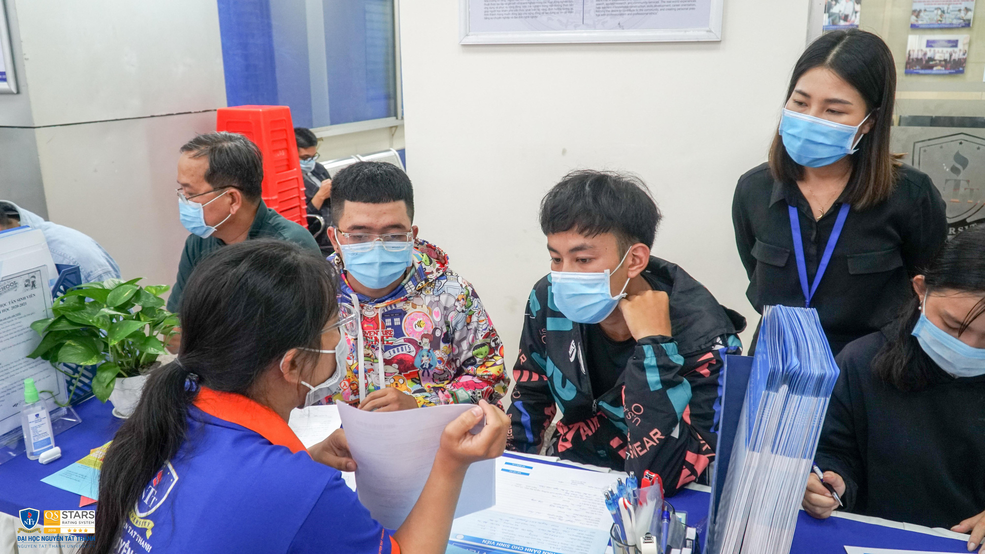 Trường ĐH Ngân hàng TP HCM, ĐH Nguyễn Tất Thành công bố điểm sàn xét tuyển
