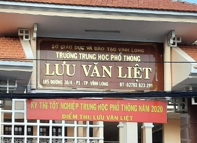 Va chạm, nam sinh lớp 11 đuổi theo đâm "đàn anh" lớp 12
