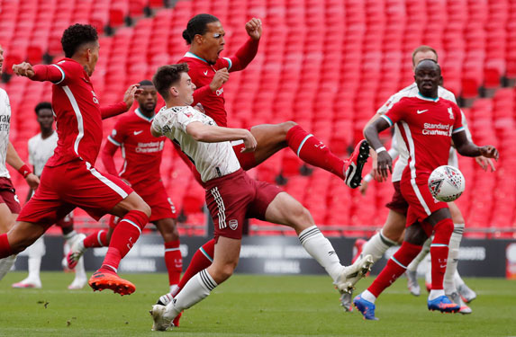 Khai mạc giải Ngoại hạng Anh: Liverpool đại chiến t&acirc;n binh Leeds United - Ảnh 1.