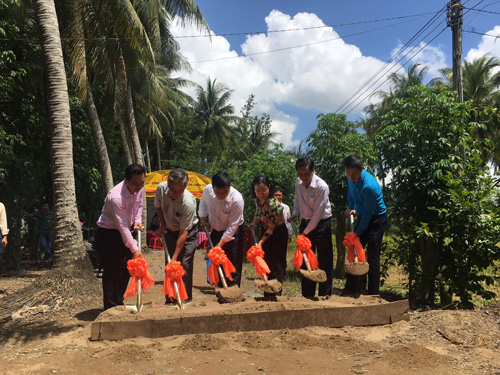 Chung tay xây dựng nông thôn mới
