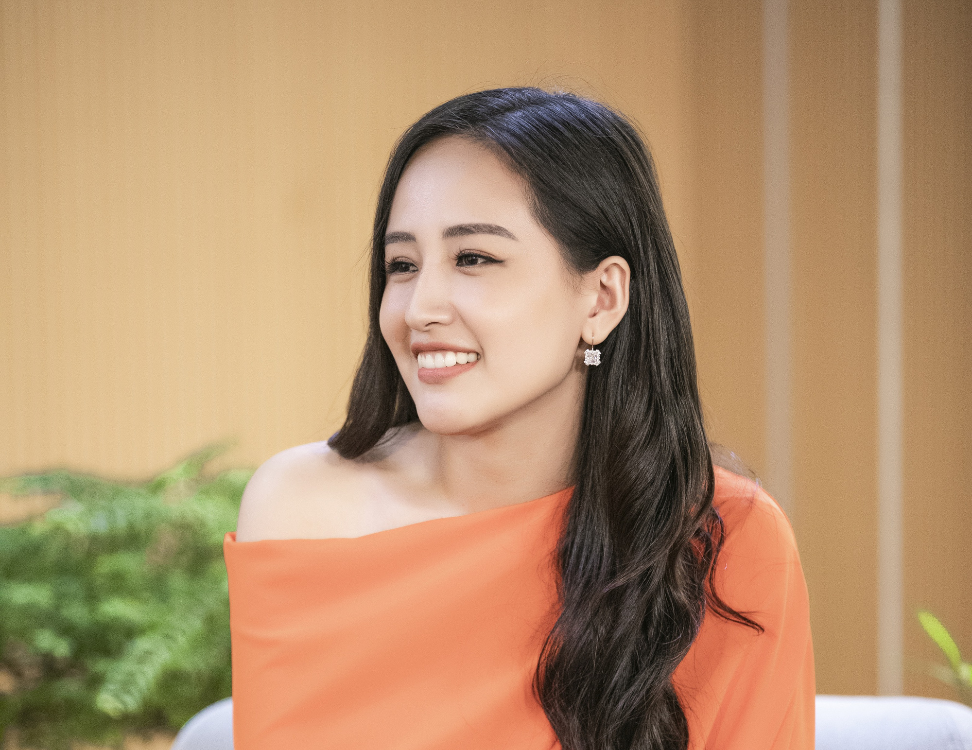 Hoa hậu Mai Phương Thúy: "Trở nên nổi tiếng khiến tôi thấy bí bách"