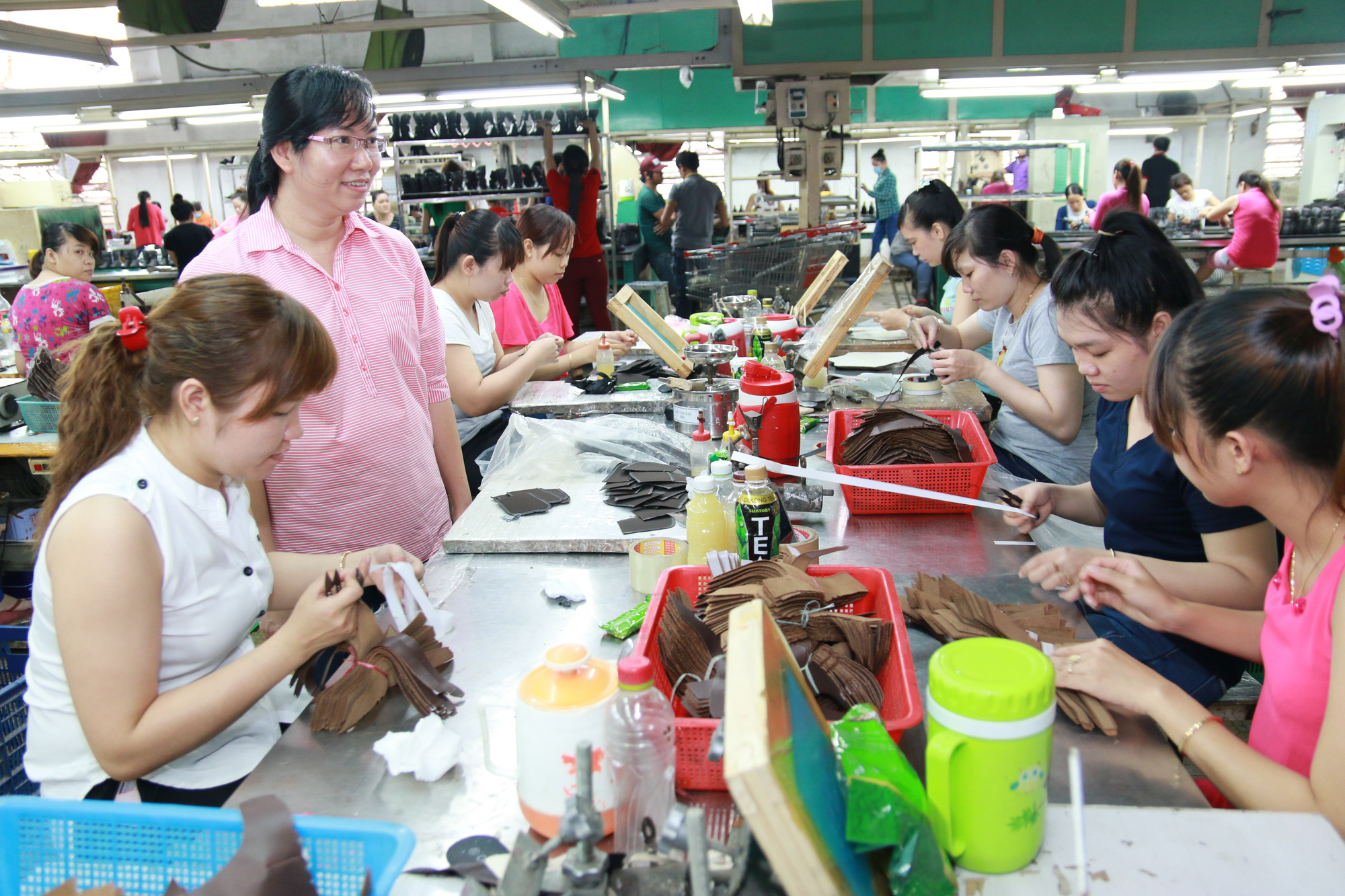 Quy định mới về lương, thưởng, ph&eacute;p năm của người lao động từ năm 2021 - Ảnh 2.