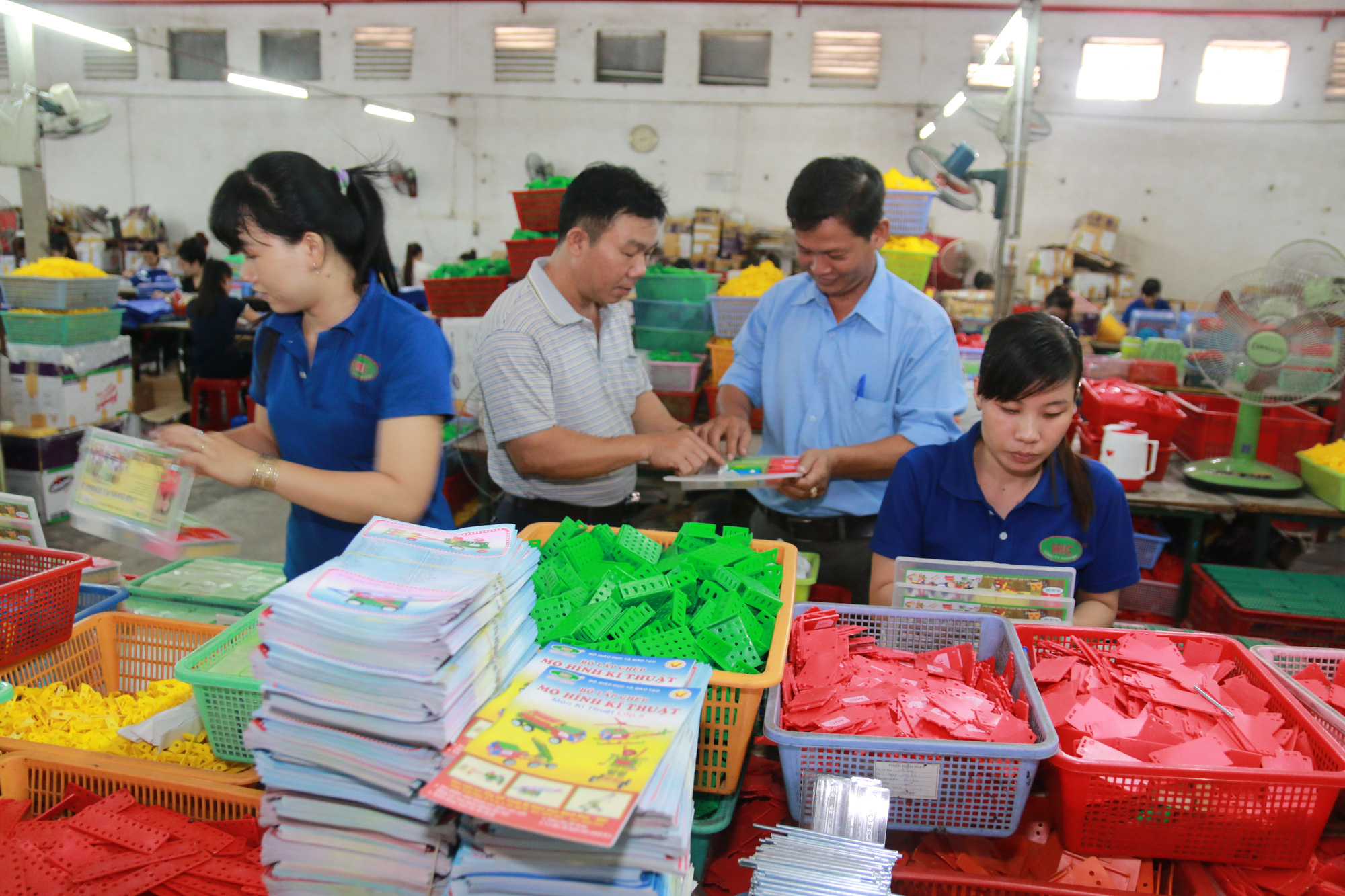 Quy định mới về lương, thưởng, ph&eacute;p năm của người lao động từ năm 2021 - Ảnh 4.