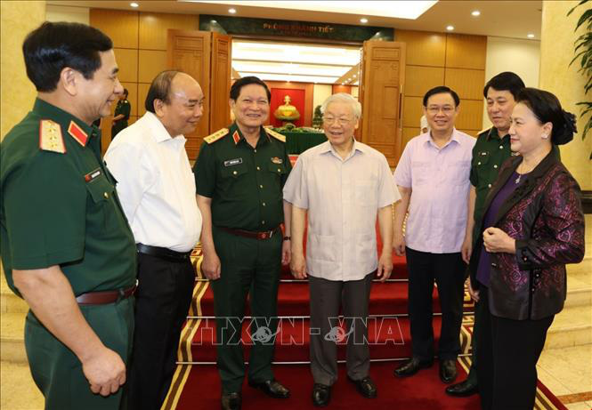 Tổng B&iacute; thư, Chủ tịch nước chủ tr&igrave; buổi l&agrave;m việc với Thường vụ Qu&acirc;n ủy Trung ương - Ảnh 2.