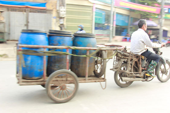 Băn khoăn hỗ trợ đổi xe máy cũ