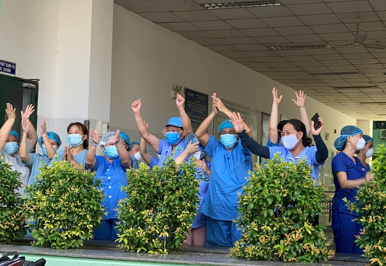 Bệnh viện Đ&agrave; Nẵng kh&aacute;m chữa bệnh trở lại từ ng&agrave;y mai, 15-9 - Ảnh 2.