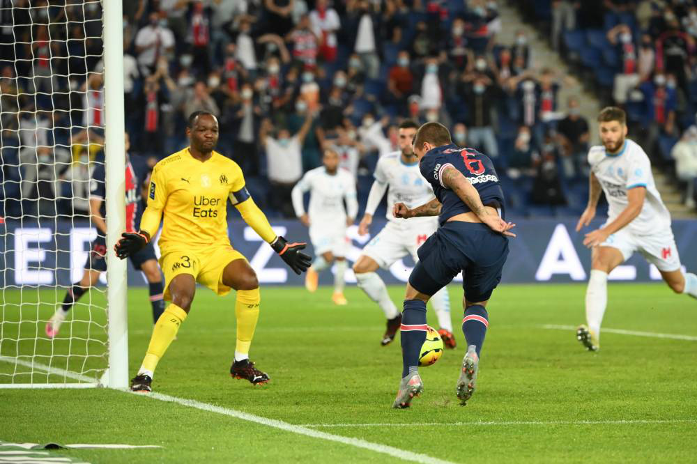 Mưa thẻ đỏ ng&agrave;y Neymar t&aacute;i xuất, PSG gục ng&atilde; trước Marseille - Ảnh 5.