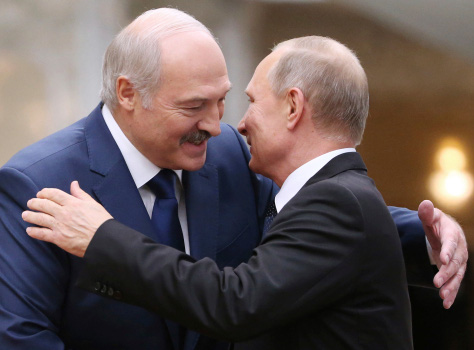 Tổng thống Belarus đến Nga giữa lúc “dầu sôi lửa bỏng”