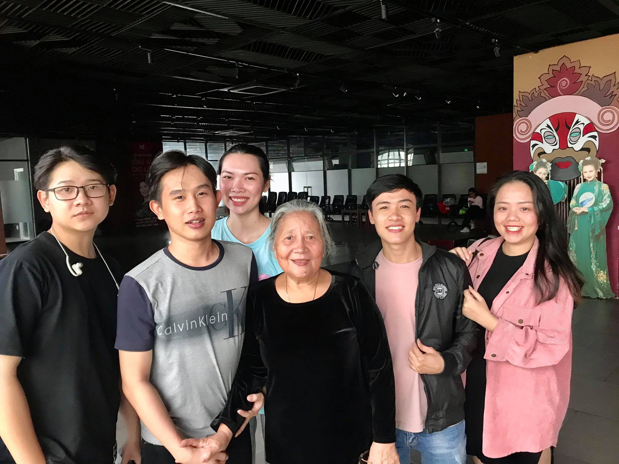 NSƯT L&ecirc; Thiện: L&ecirc;n bục giảng thấy m&igrave;nh thanh xu&acirc;n - Ảnh 3.