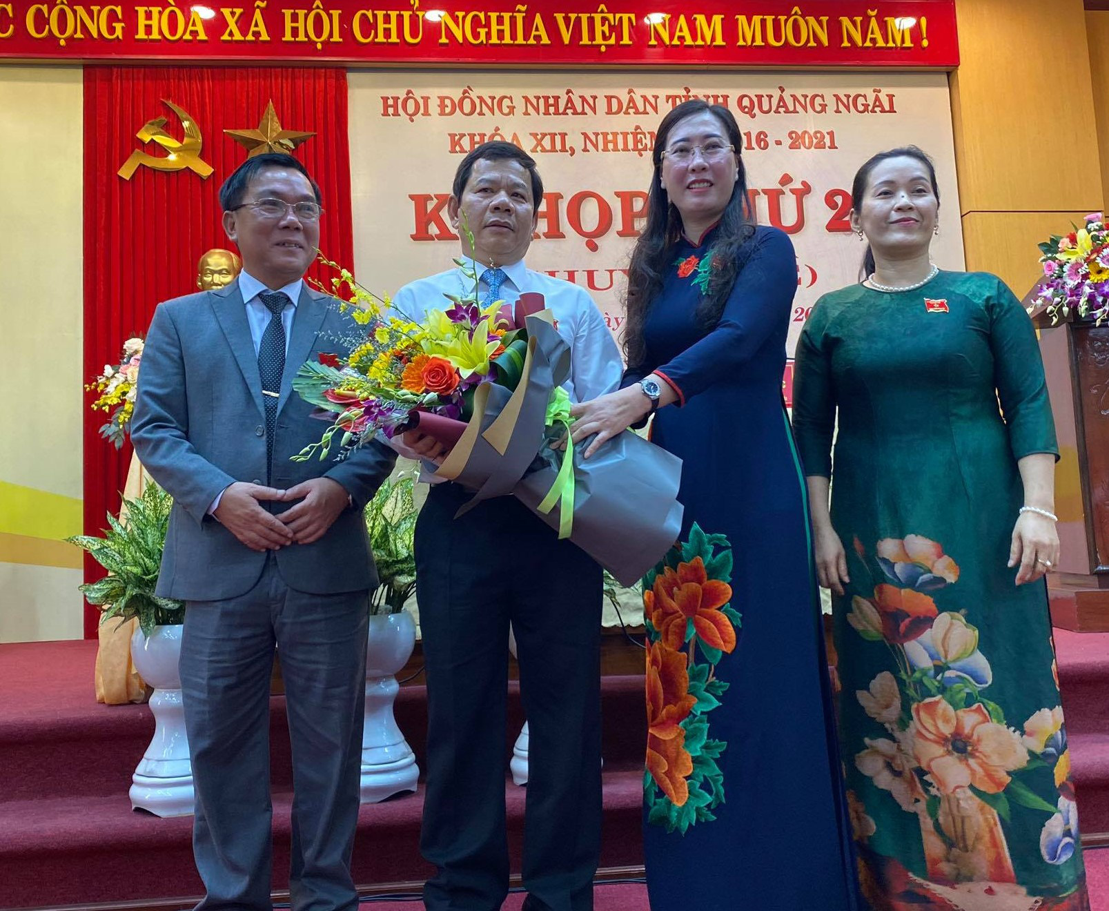 Quảng Ngãi có tân Chủ tịch UBND tỉnh - Ảnh 1.