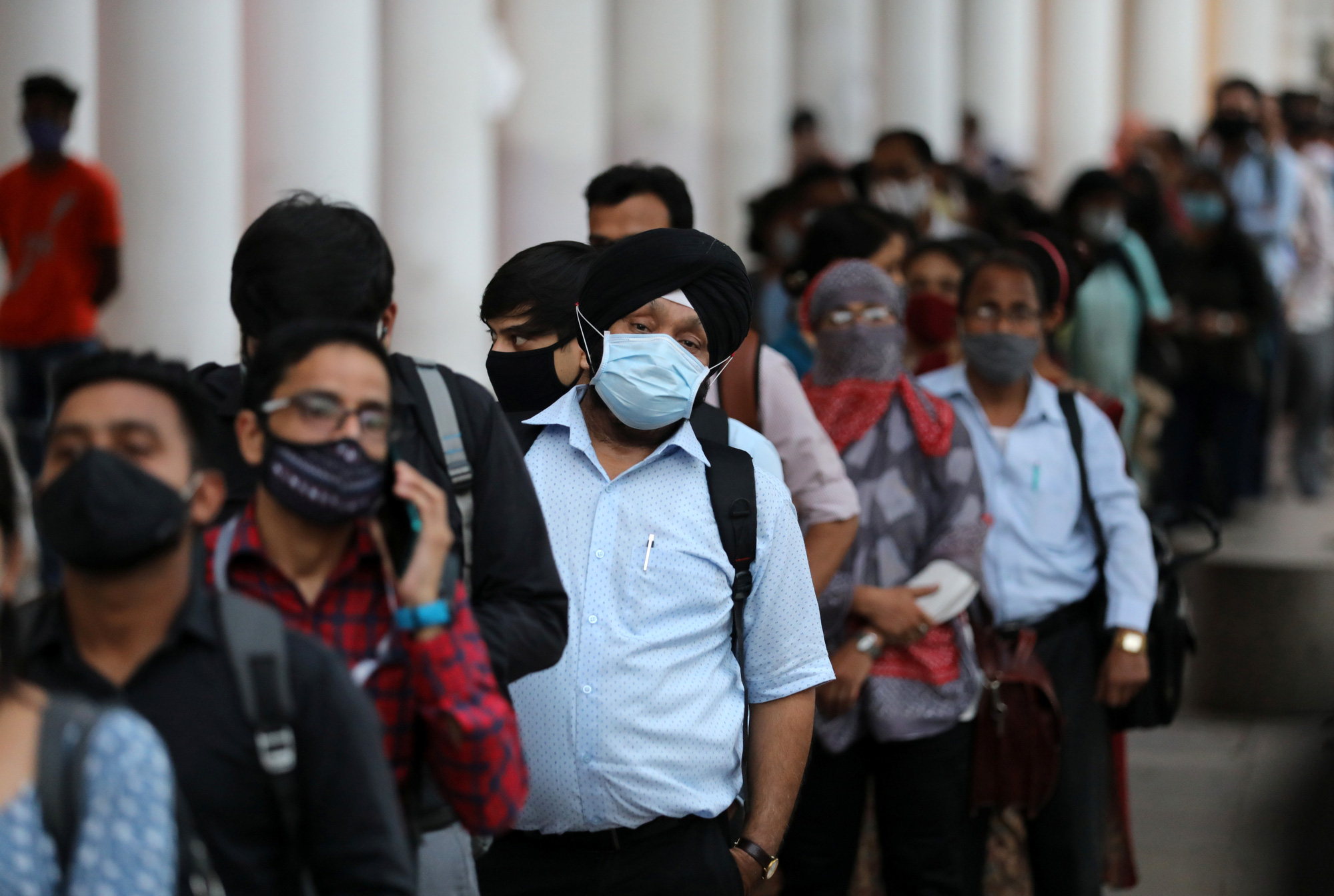 ADB dự báo kinh tế Việt Nam tăng trưởng 1,8% năm 2020