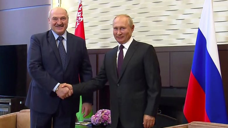 Lựa chọn khó cho ông Putin về Belarus