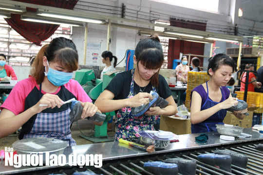 Điểm mới trong Bộ luật Lao động 2019 &aacute;p dụng từ 2021 - Ảnh 1.
