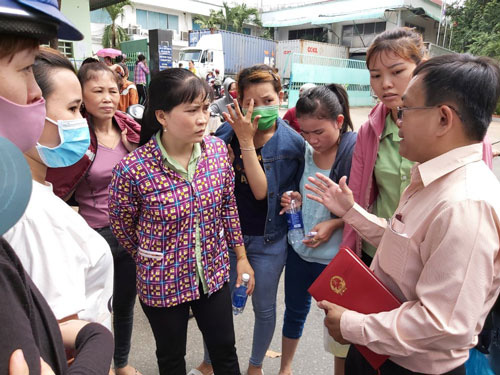 Doanh nghiệp, người lao động "đuối" sau Covid-19: Công nhân mất việc gia tăng