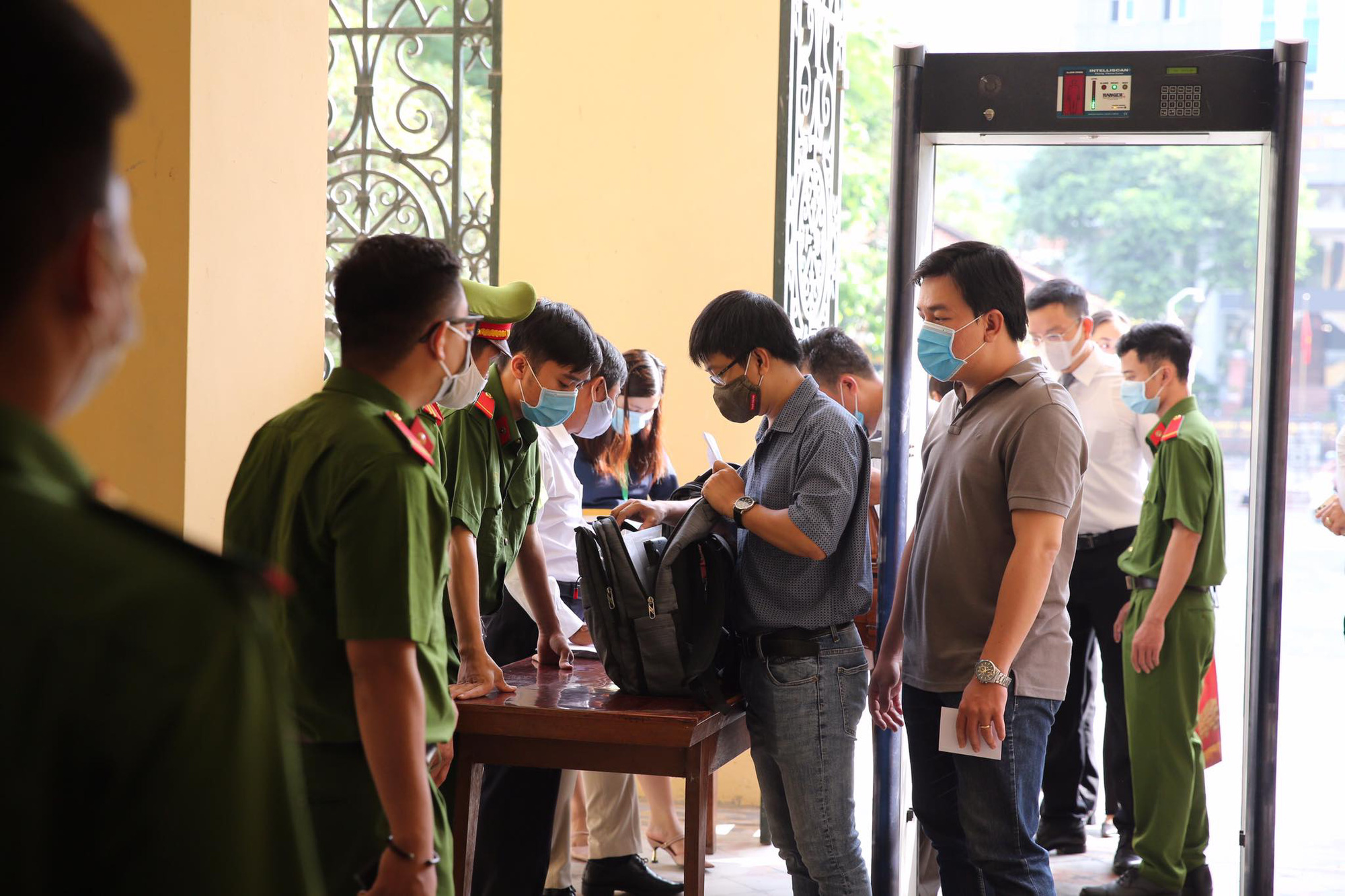 X&eacute;t xử &ocirc;ng Nguyễn Th&agrave;nh T&agrave;i v&agrave; đồng phạm: Nhiều doanh nghiệp v&agrave; c&aacute; nh&acirc;n li&ecirc;n quan vắng mặt - Ảnh 3.