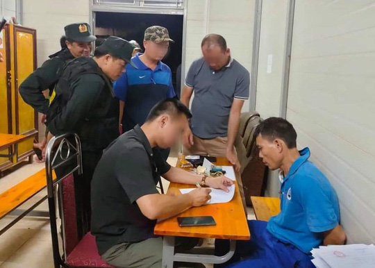 Đã bắt được nghi phạm đâm chết công an viên