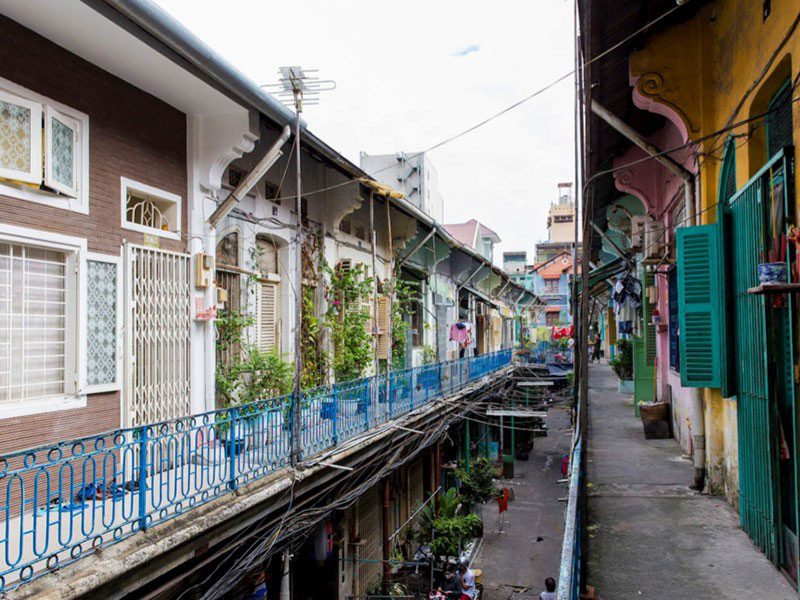 Đừng làm du khách "xấu xí"