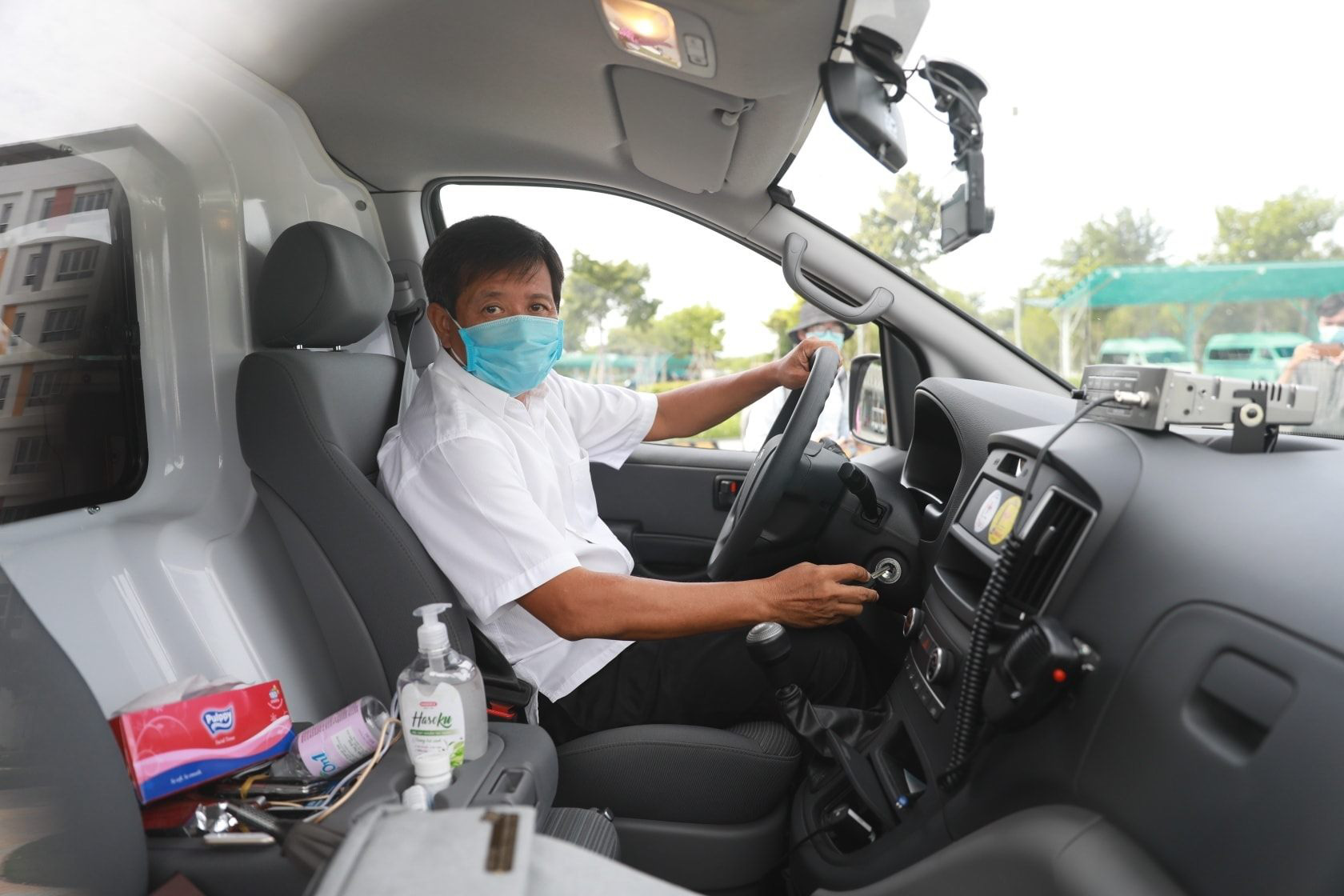 &Ocirc;ng Đo&agrave;n Ngọc Hải đưa 2 b&agrave; ch&aacute;u neo đơn về xứ dừa Bến Tre sau chuyến rong ruổi Bắc-Nam - Ảnh 4.