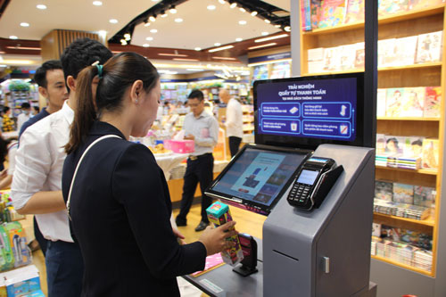 Nhà sách thông minh đầu tiên tại TP HCM