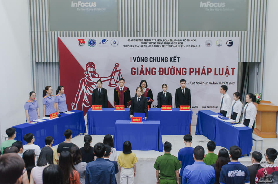 Ngành Luật Kinh tế: Tấm khiên pháp lý trên thương trường
