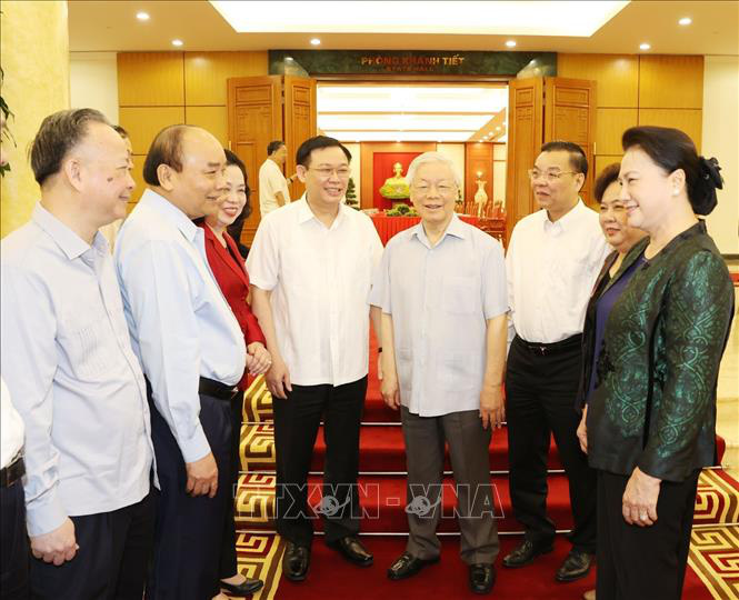 Tổng B&iacute; thư, Chủ tịch nước chủ tr&igrave; buổi l&agrave;m việc với Thường vụ Th&agrave;nh ủy H&agrave; Nội - Ảnh 7.